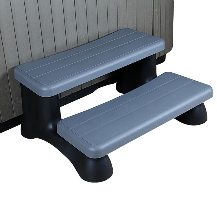 hot tub step.jpg